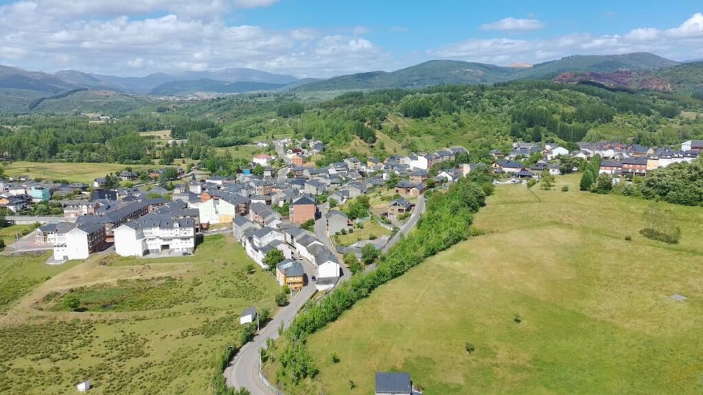 Vista aérea de Vega de Espinareda